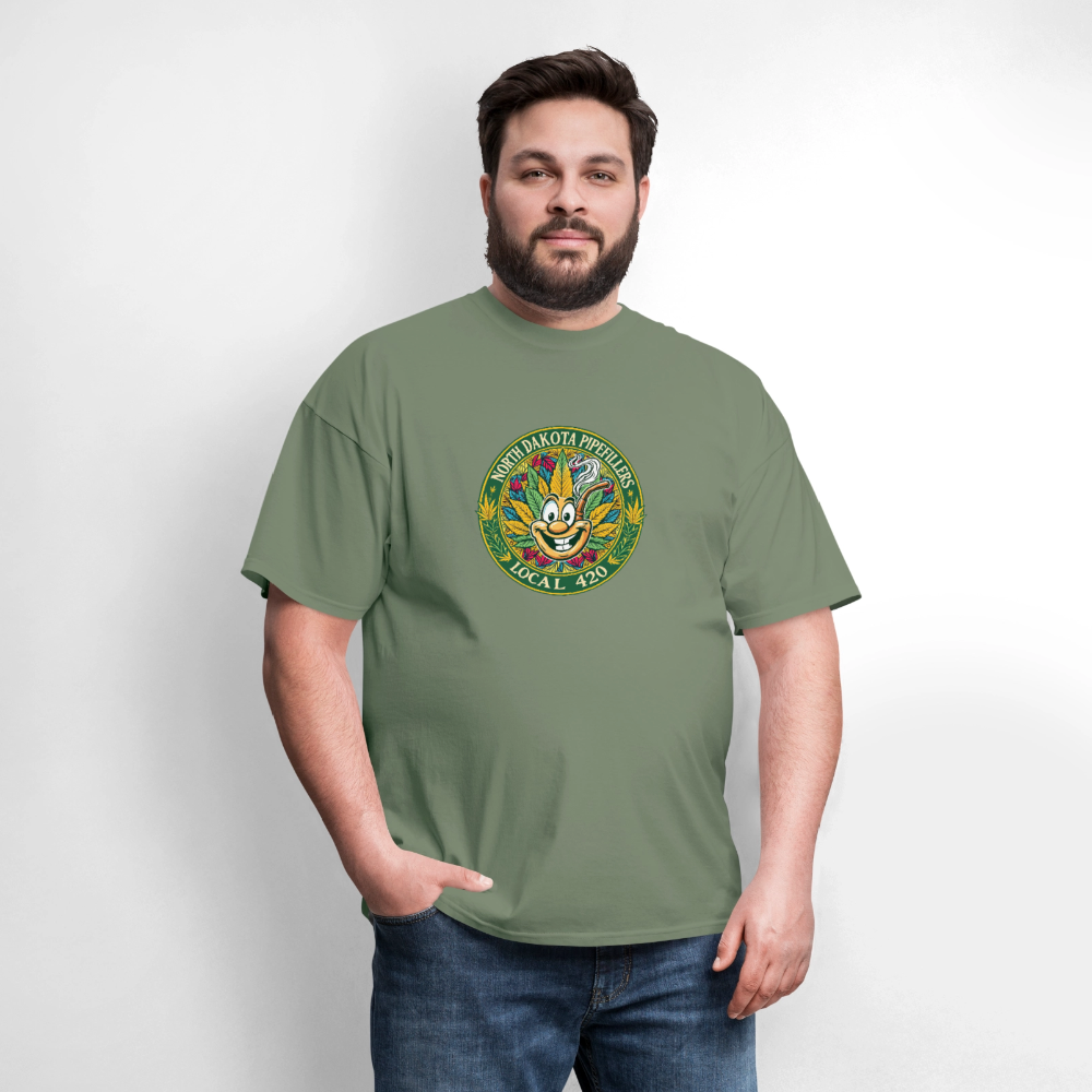 NORTH DAKOTA PIPEFILLERS LOCAL 420 F/B 2 DESIGNS Men's T-Shirt - military green