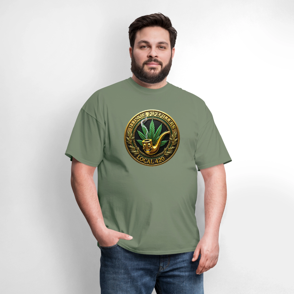 ILLINOIS PIPEFILLERS LOCAL 420 Men's T-Shirt | - military green