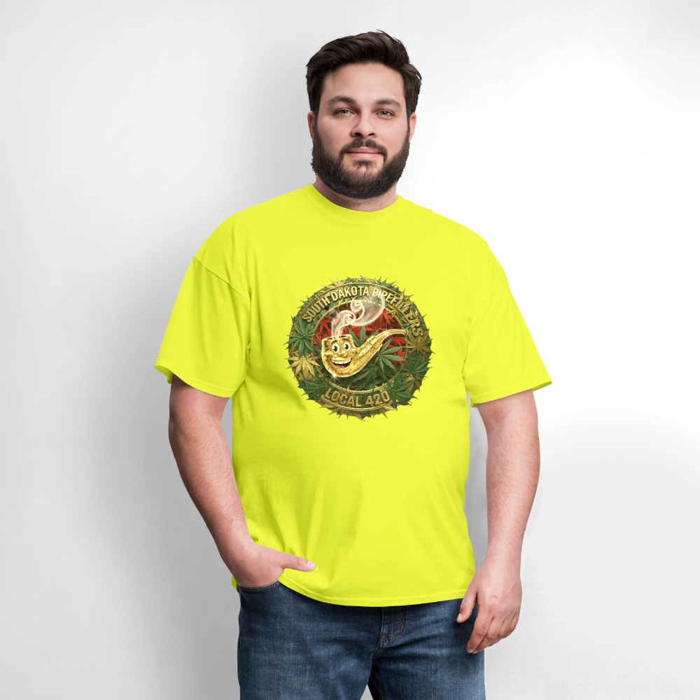 SOUTH DAKOTA PIPEFILLERS LOCAL 420 Men's T-Shirt - safety green