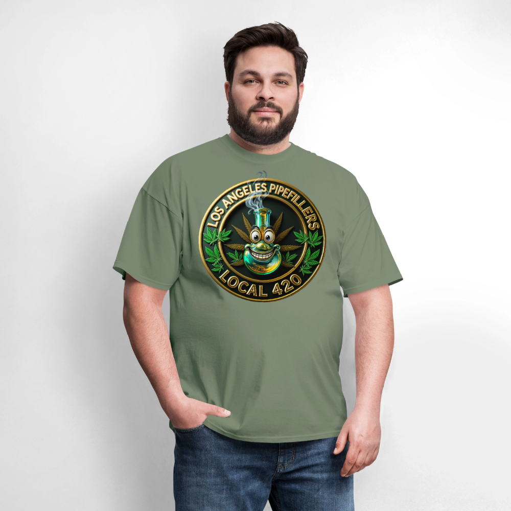 LOS ANGLES PIPEFILLERS LOCAL 420 2 EMBLEM Men's T-Shirt - military green