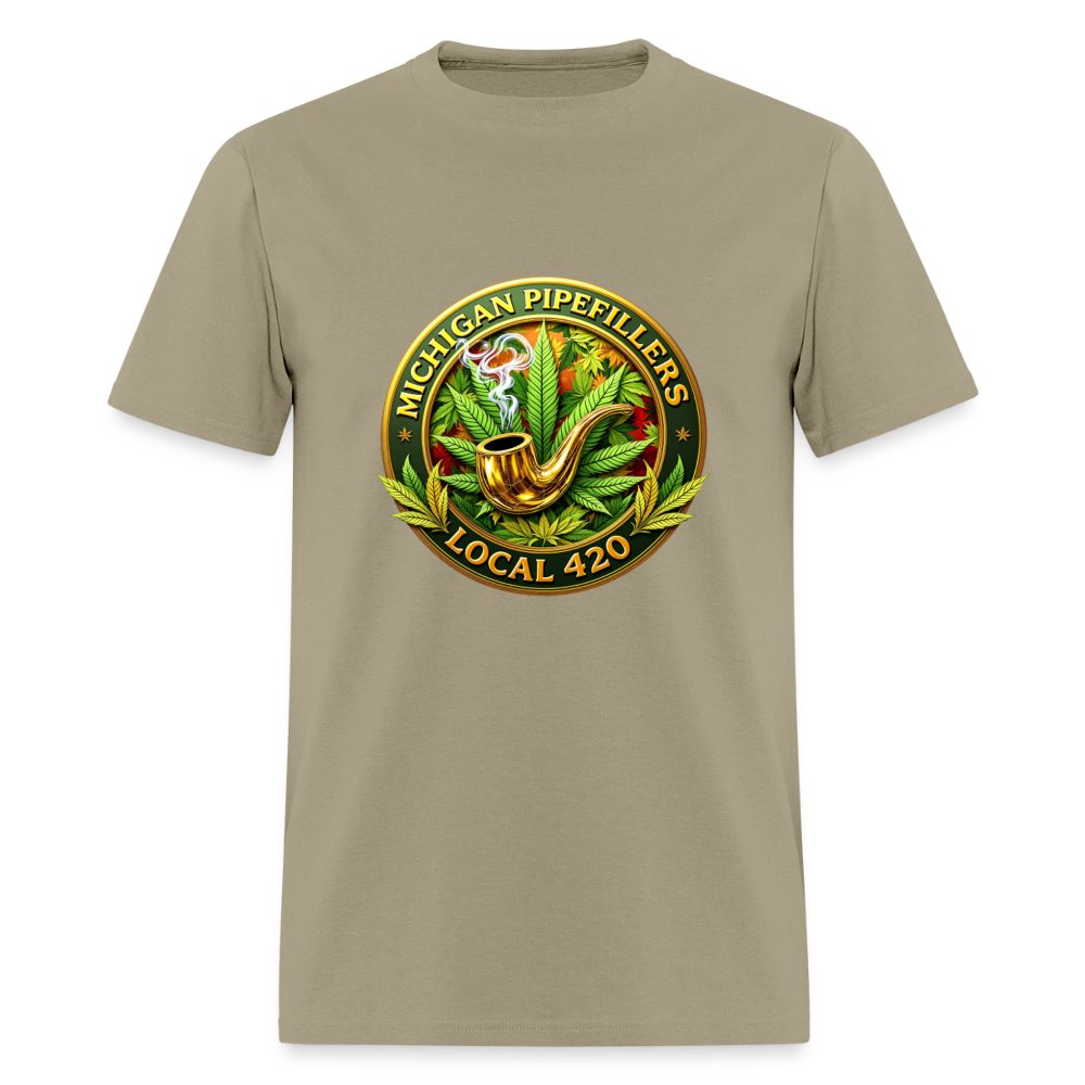 MICHIGAN PIPEFILLERS LOCAL 420 F/B DESIGN Men's T-Shirt - khaki