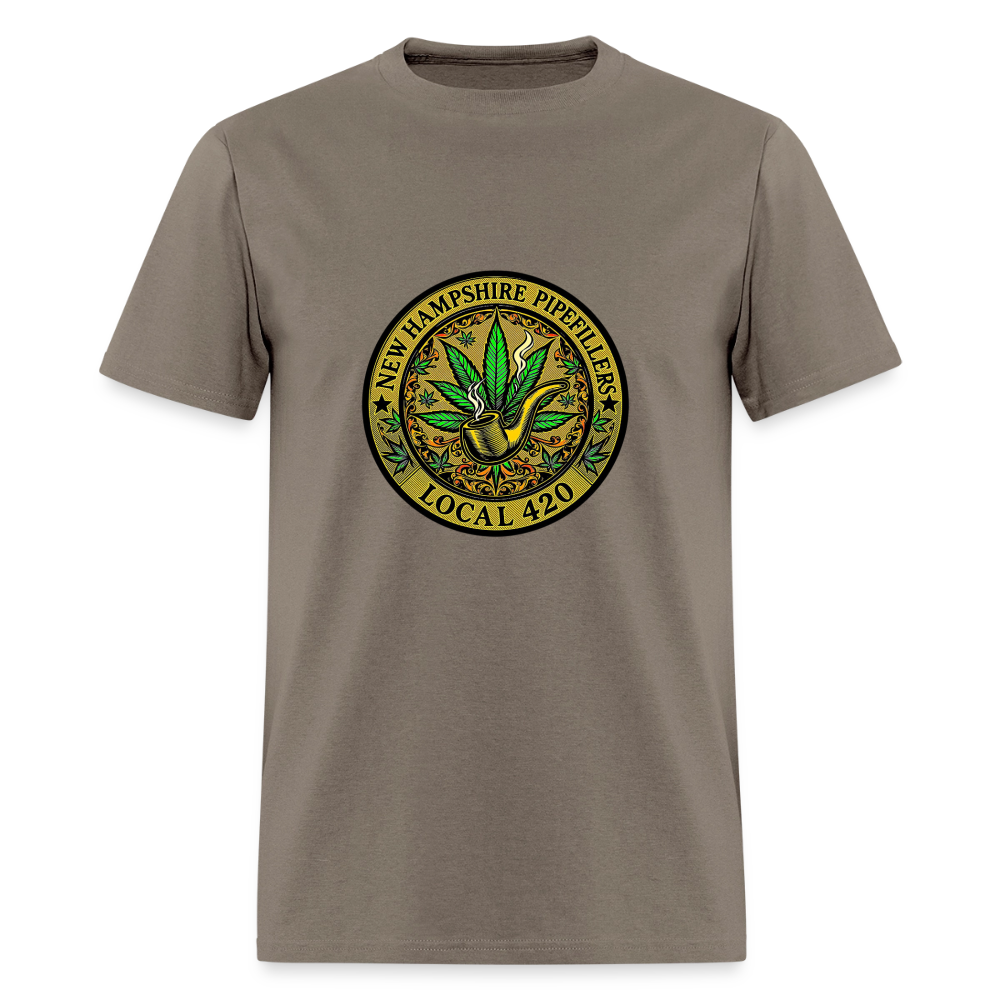 NEW HAMSHIRE PIPEFILLERS LOCAL 420 Men's T-Shirt - safari