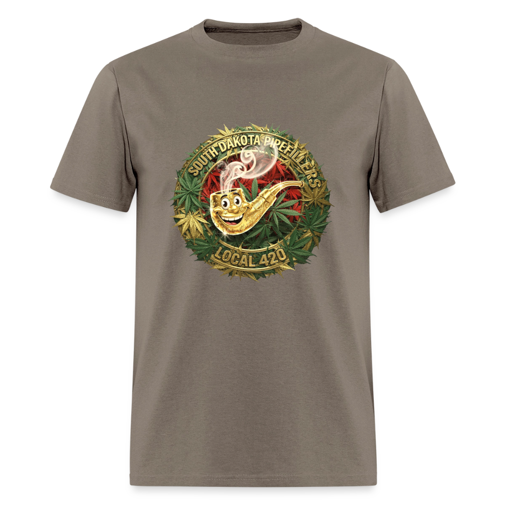 SOUTH DAKOTA PIPEFILLERS LOCAL 420 Men's T-Shirt - safari