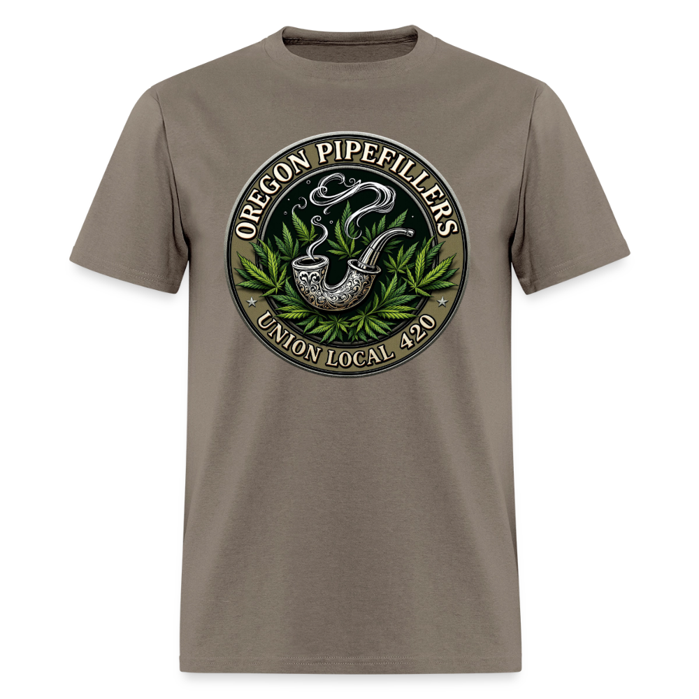 OREGON PIPEFILLERS LOCAL 420 2 EMBLEM Men's T-Shirt - safari