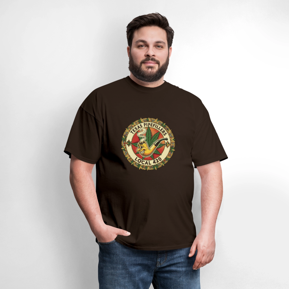 TEXAS PIPEFILLERS LOCAL 420  Men's T-Shirt - brown